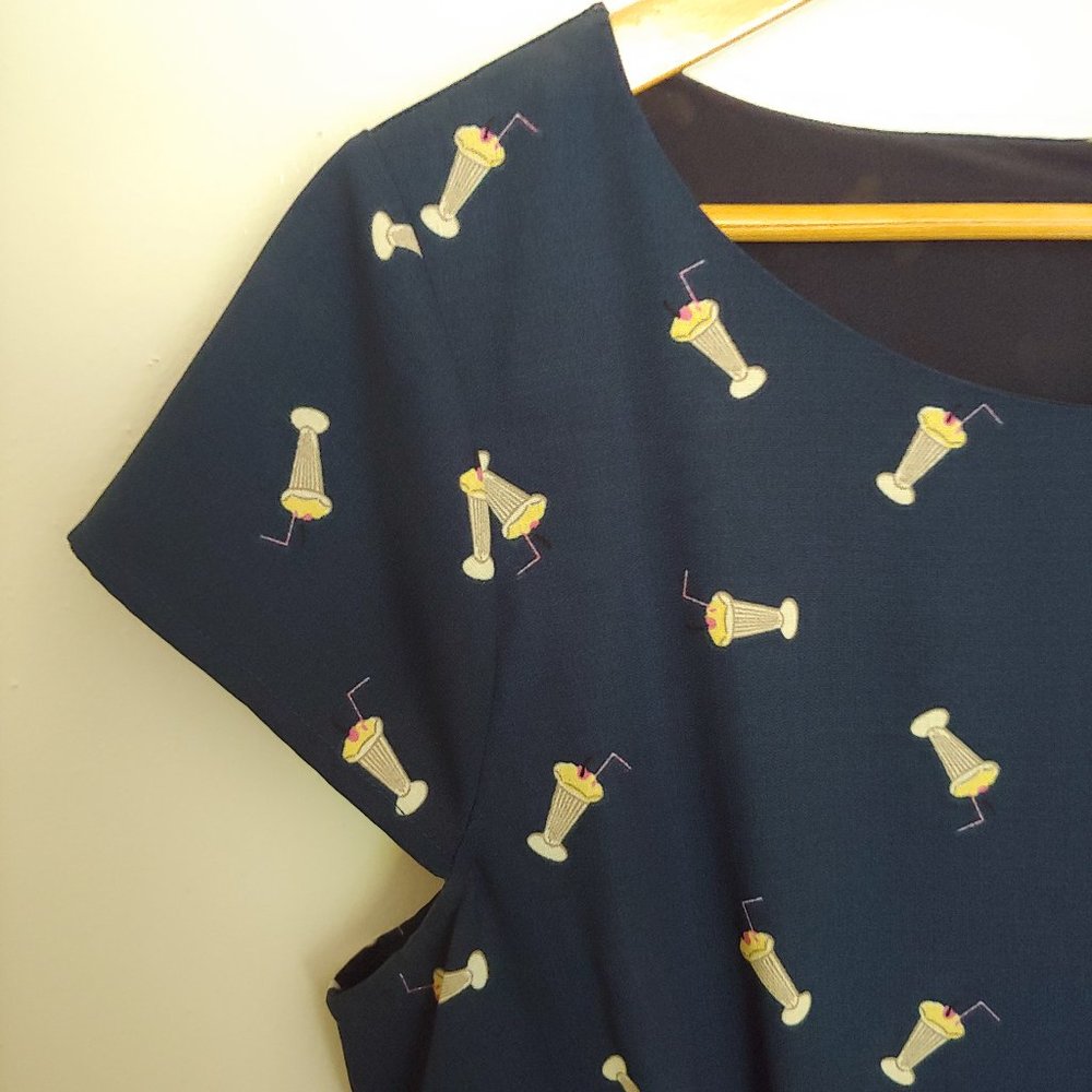 Sugarhill Boutique size 10 midi dress in Milkshake